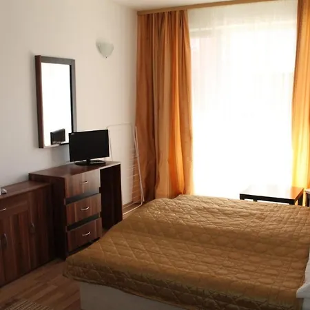 בית הארחה Библиотеката פומורי